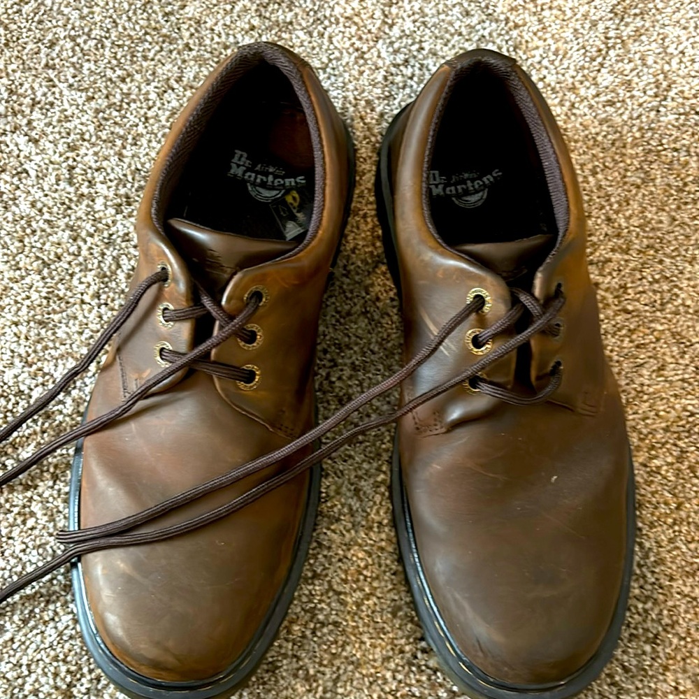 Men’s Dr. Martens in Gently Used Condition Brown Tie